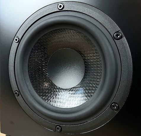 Встраиваемая в стены кинотеатральная  акустика Aperion Audio Theatrus T80WL