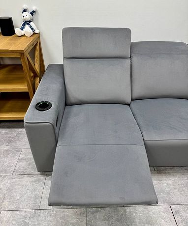 3-х местный диван-реклайнер 7Seats Gravity Sofa Edition (ткань)